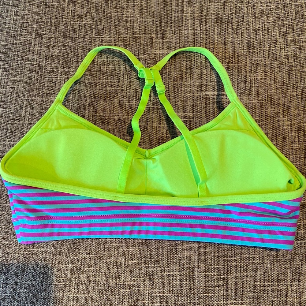 Sports bra